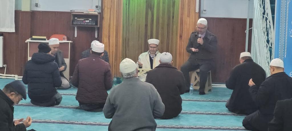 İl ve İlçe Müftülükleri Şuhut'ta Huzurlu Bir Sabah Namazı Buluşması Gerçekleştirdi