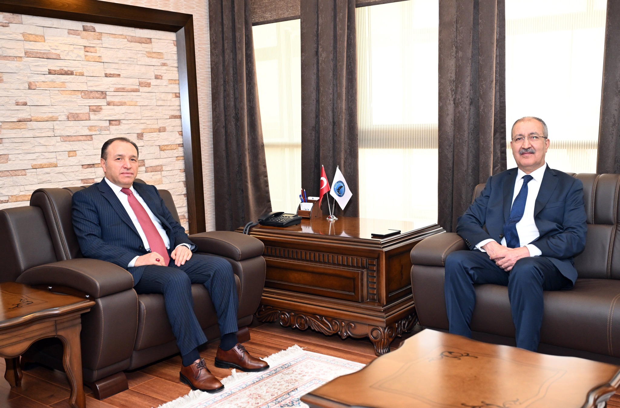 Basın İlan Kurumu Genel Müdürü, Afyonkarahisar'da Üniversite Rektörünü ziyaret etti
