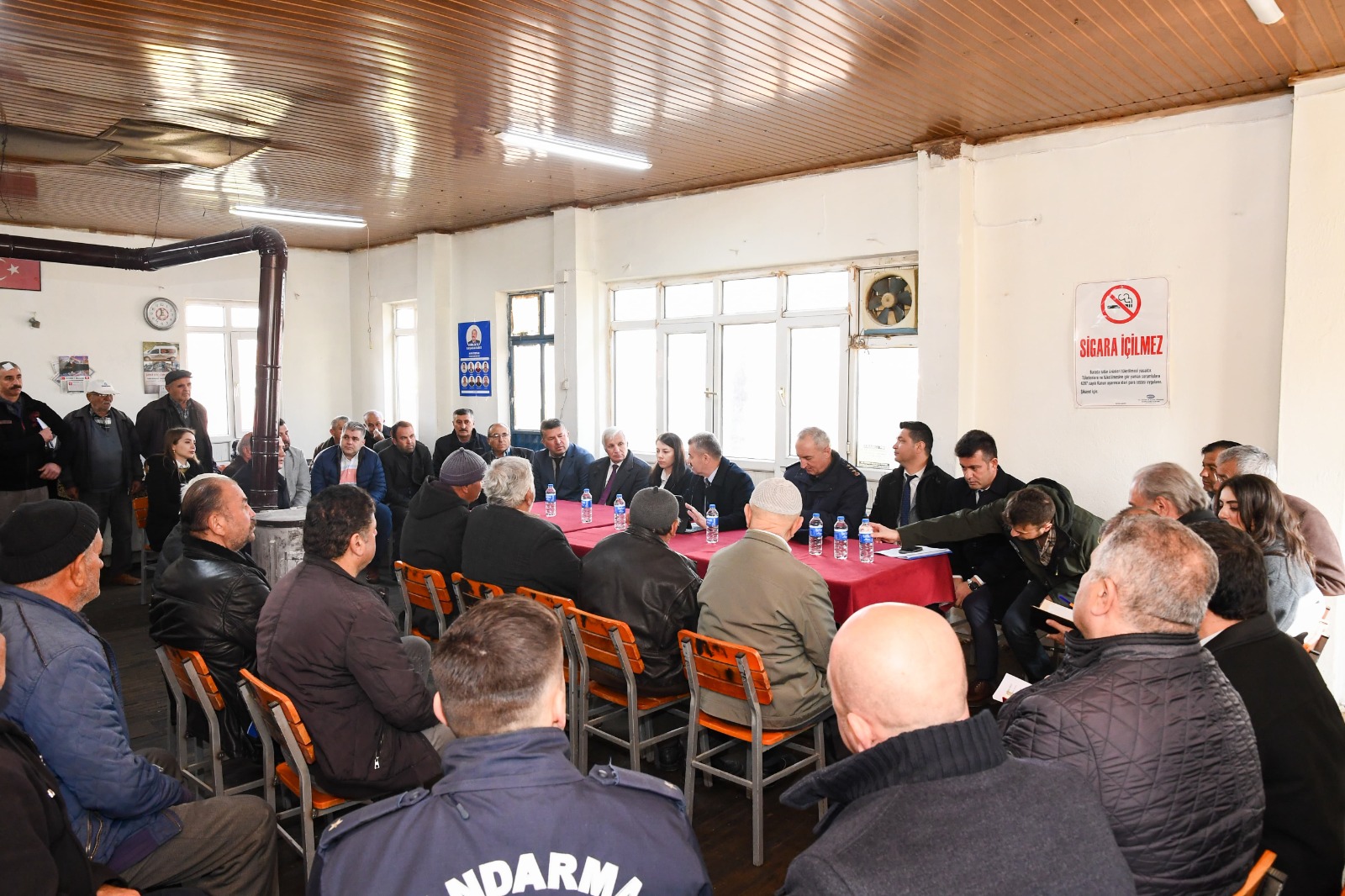Vali Dr. Turan Ergün, Karahalı İlçesinde bulunan köyleri ziyaret etti.