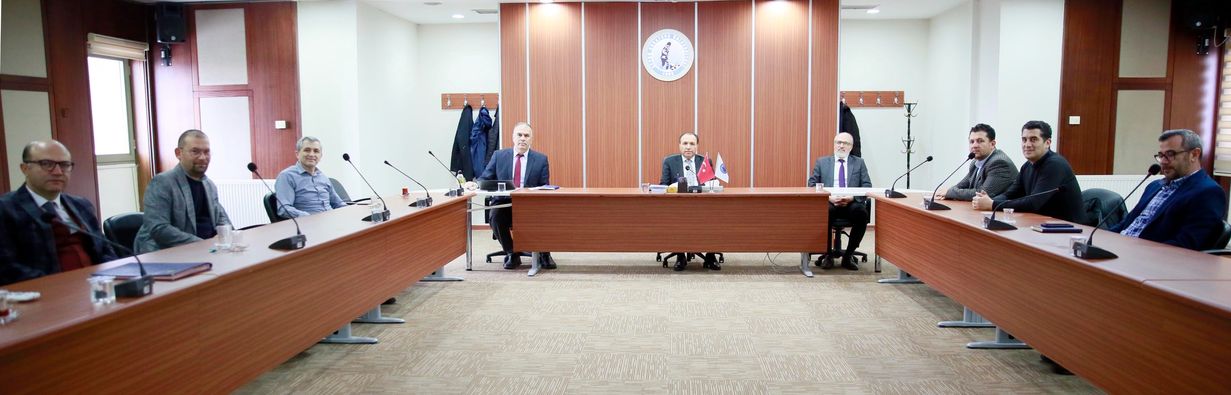 Afyon Kocatepe Üniversitesi, Uygulama ve Araştırma Merkezlerinin Performansını Değerlendirdi