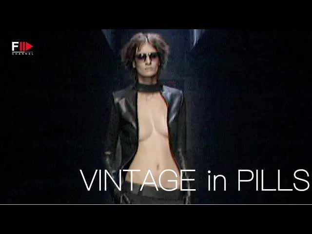 EXTE'nin 2002 Sonbahar Moda Koleksiyonu Hala Gözde