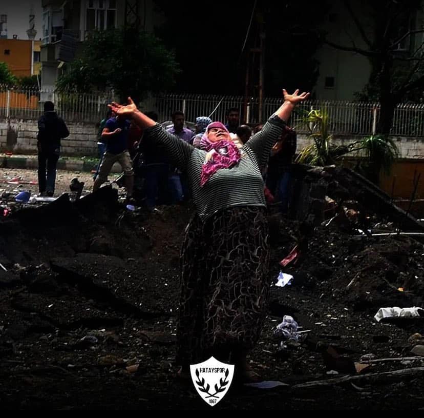Reyhanlı'da Bombalı Saldırı: Hayatını Kaybeden Vatandaşlar İçin Anma