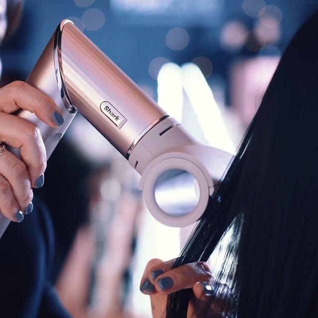 Yeni Shark FlexStyle Air Styler İle Saçlarınızı Şekillendirin