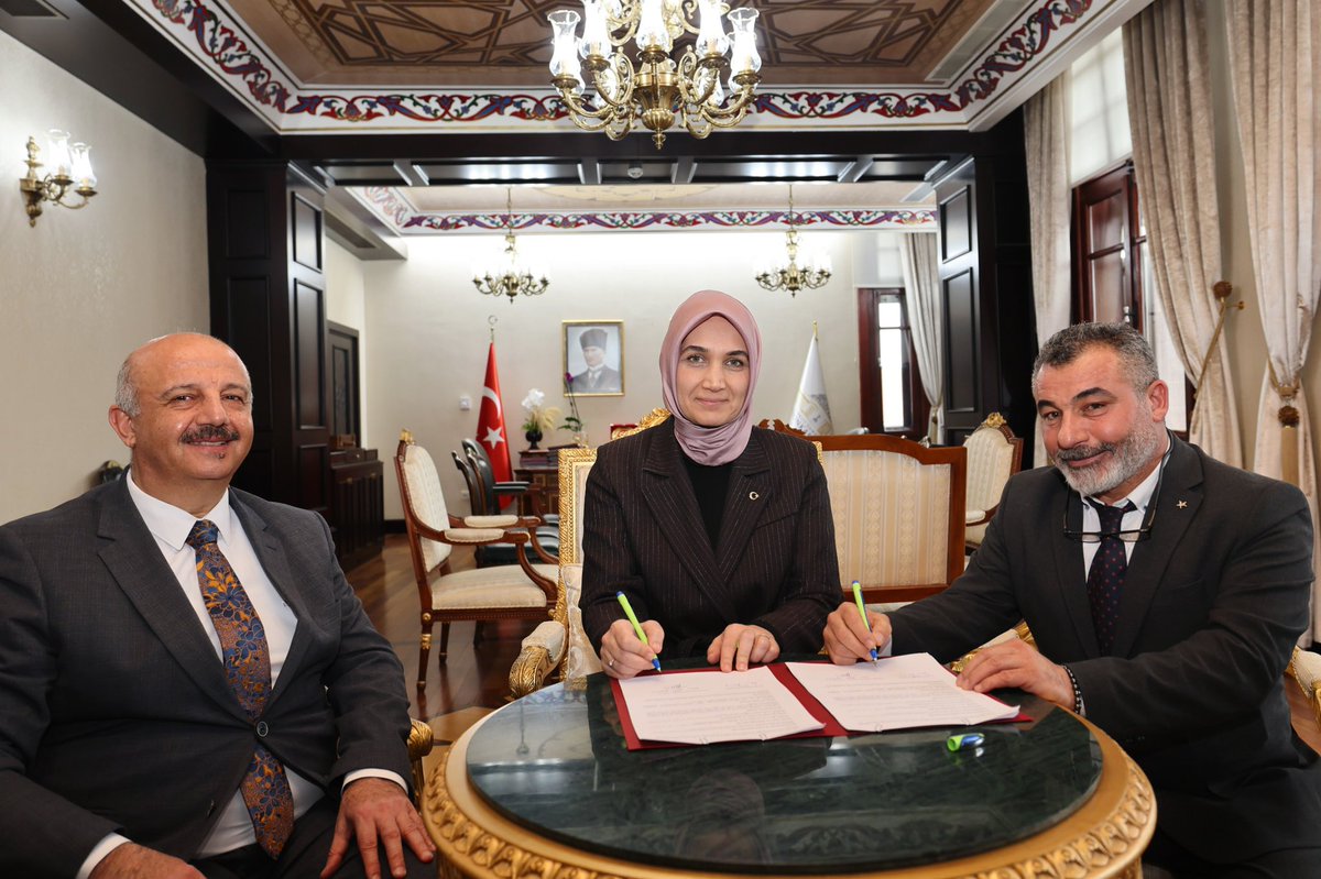 Afyonkarahisar'da Sürdürülebilir Tarımın Yeni Yüzü: Jeotermal Tarım