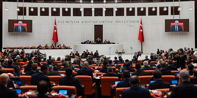 TBMM'de Emekli İkramiyesi ve Doğum Yardımı Düzenlemesi Görüşülecek