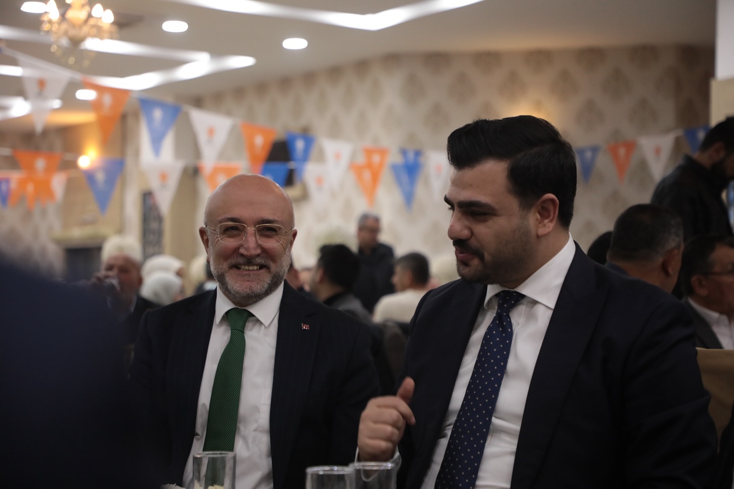 AK Parti Afyonkarahisar İl Teşkilatı Vefa İftarıyla Bir Araya Geldi