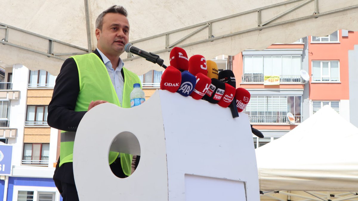 CHP Afyonkarahisar İl Başkanı Erhan, 1 Mayıs Yürüyüşünde Adalet Talebini Haykırdı