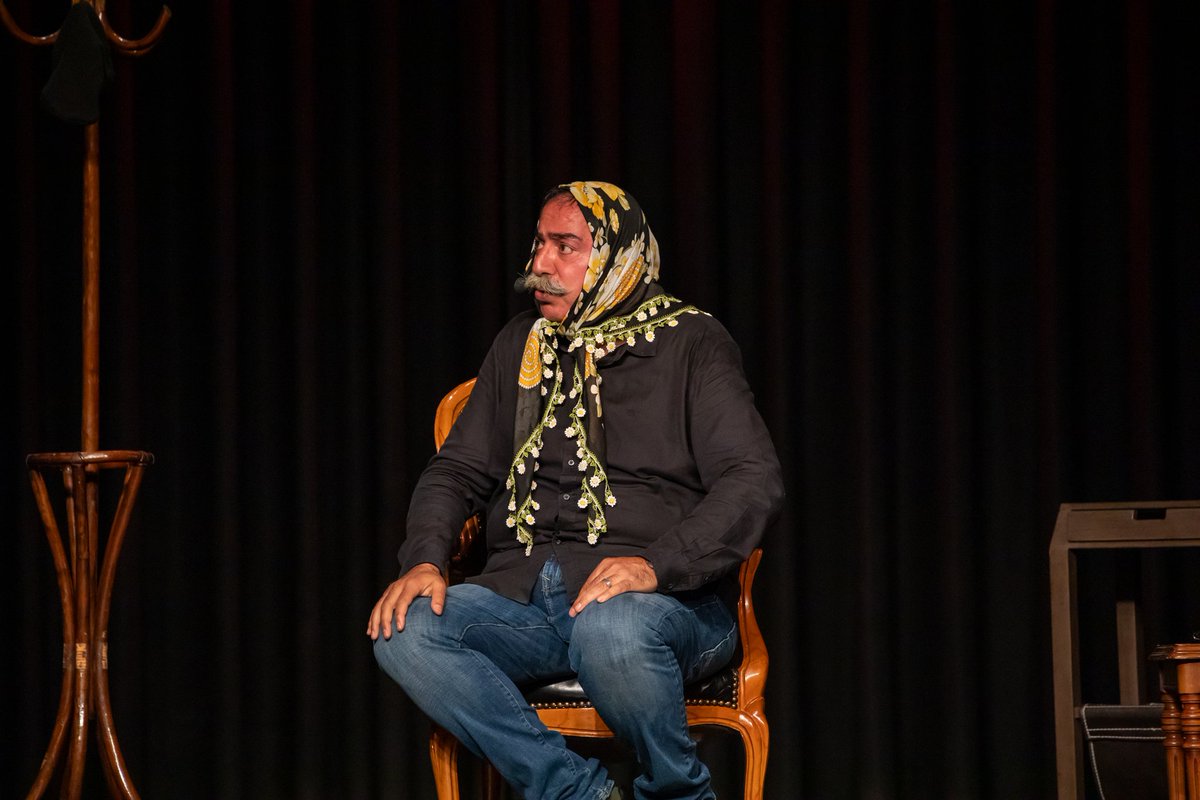Afyonkarahisar'da Yüksel Ünal'ın Stand-Up Gösterisi Büyüledi