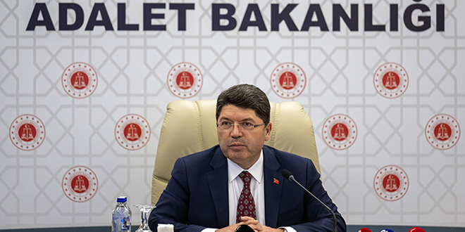 Özer'e Saldırı Şüphelisiyle İlgili İddialara Bakan Tunç'tan Açıklama