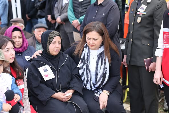Şehit Önder Özen'in Cenaze Törenine Katılım