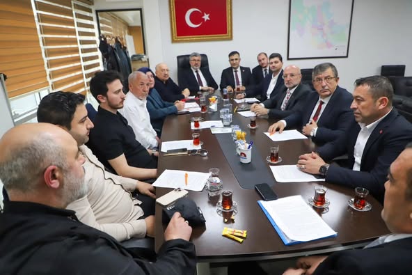 AK Parti Afyonkarahisar'da Belediye Meclisi Toplantısı: Birlik ve Beraberlik Vurgusu