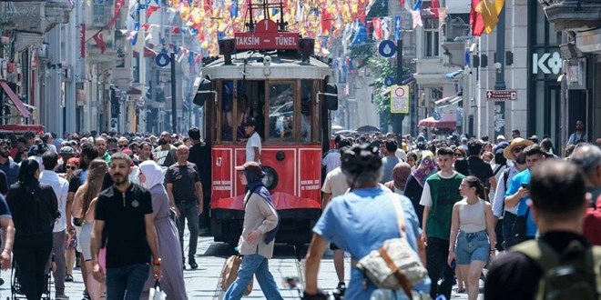 İstanbul'da Yaşam Maliyeti Rekor Seviyede: Dört Kişilik Aile İçin 90 Bin TL'yi Aştı