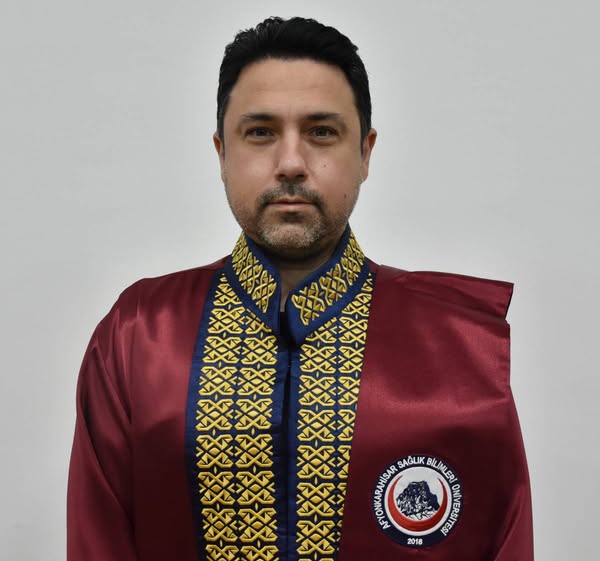 Akciğerine Kaçan Badem, Başarılı Bronkoskopi ile Tedavi Edildi