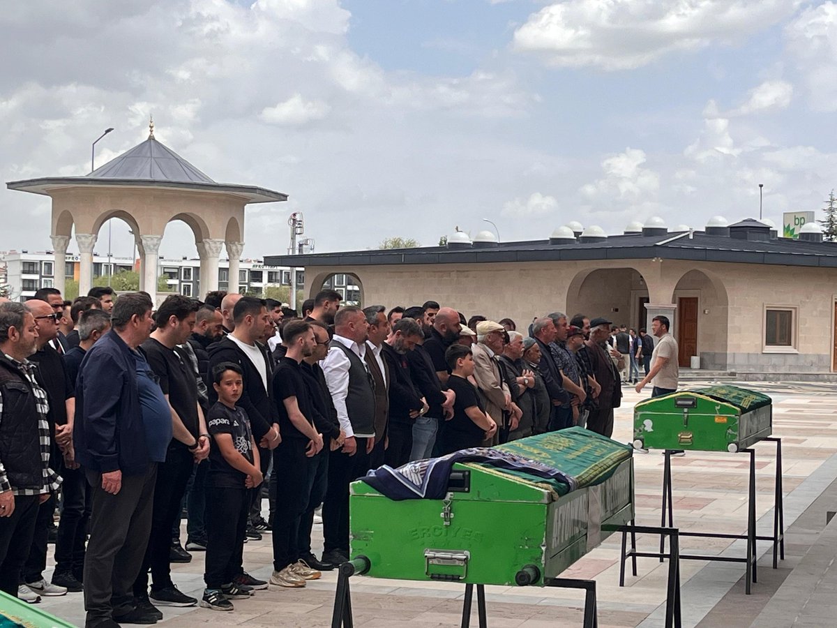 CHP Afyonkarahisar İl Başkanı Erhan, Cenaze Törenine Katıldı