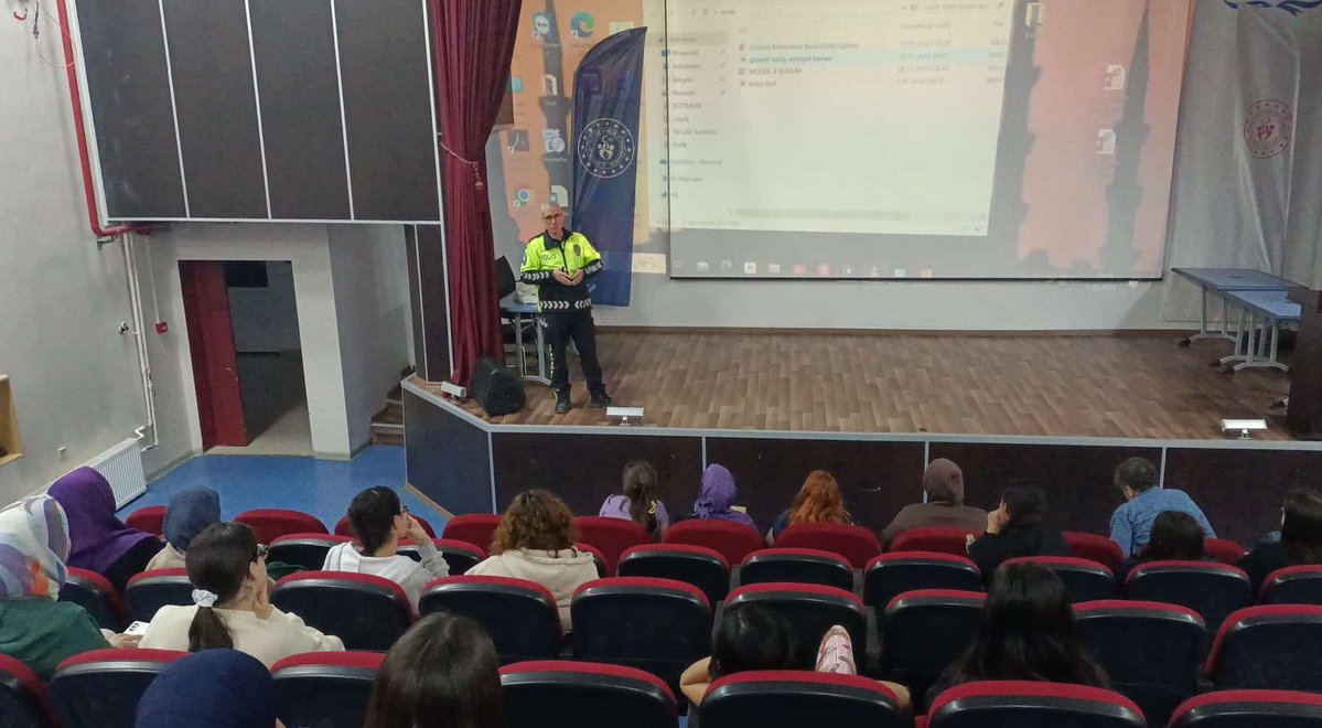 GSB Afyonkarahisar Yurtlarında Trafik ve İlk Yardım Eğitimi Verildi, Kan Bağışı Kampanyası Düzenlendi