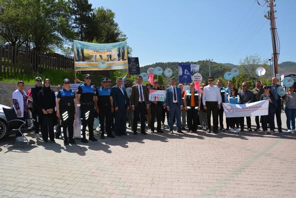 Afyonkarahisar'da Sağlık İçin Farkındalık Yürüyüşü Düzenlendi