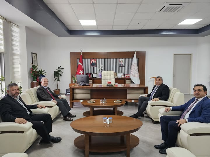 Eğitimci Yazar Halit Ertuğrul ve Mustafa Oruç, Afyonkarahisar İl Milli Eğitim Müdürünü Ziyaret Etti