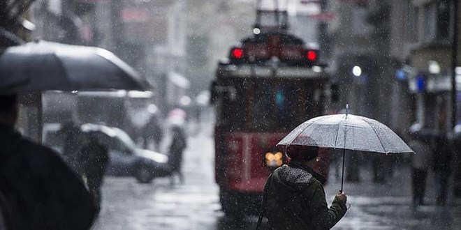 10 Mayıs'ta Kuvvetli Yağış ve Fırtına Uyarısı: Meteoroloji'den Riskli Hava Durumu Tahmini