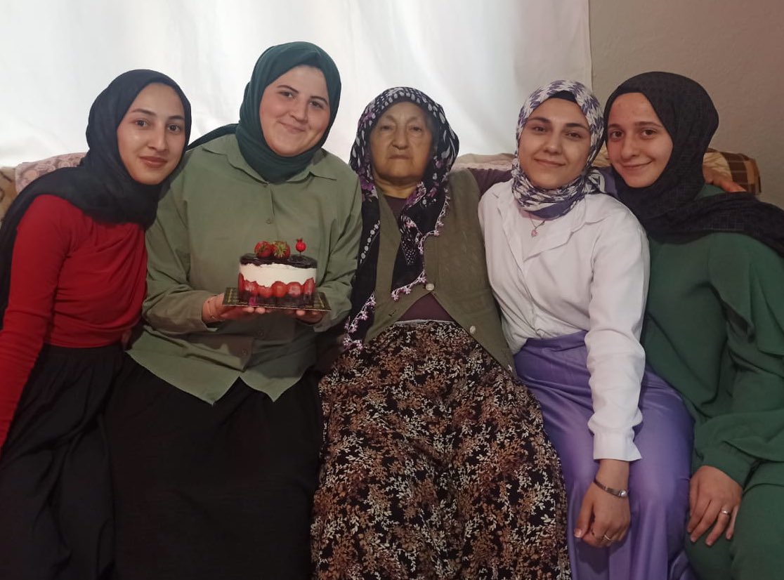 GSB Afyonkarahisar Yurtları'nda Anneler Günü Kutlaması