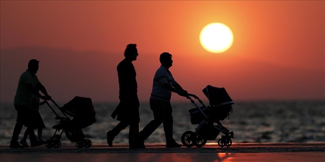 Türkiye'de Aile Yapısı Değişiyor: Tek Kişilik Haneler Rekor Seviyede Artış Gösterdi