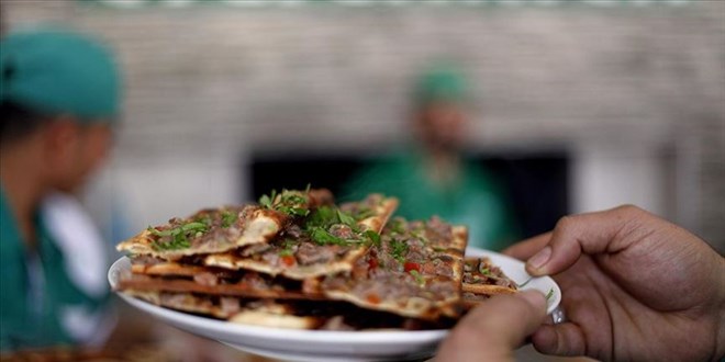 Gıda Denetimlerinde Yeni Skandal: Etli Ekmekte Sakatat, Zeytinyağında Tohum Yağı