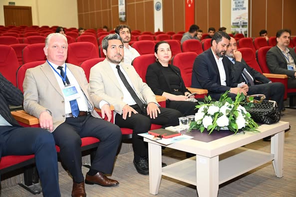 Afyon Kocatepe Üniversitesi Girişimcilik Paneliyle Öğrencilere Kariyer Fırsatları Sunuyor