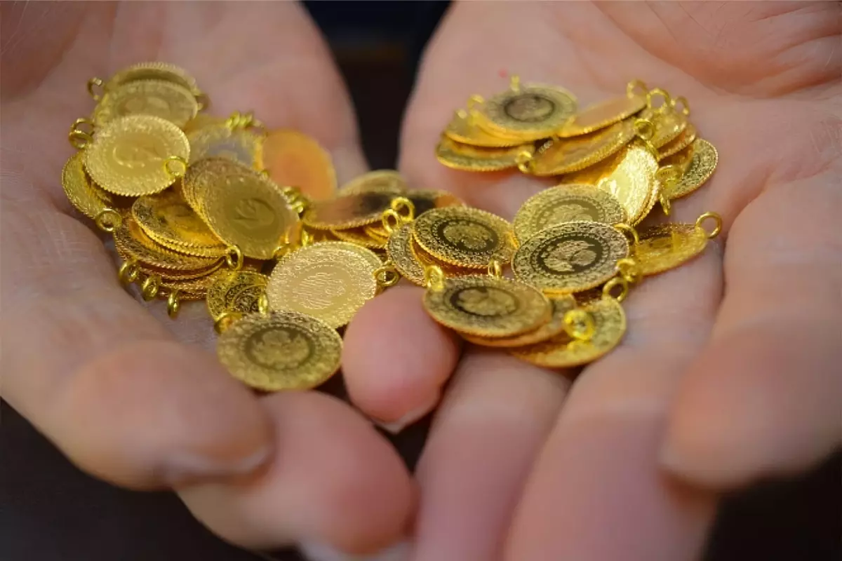 Altın Fiyatlarında Beklenmedik Düşüş: Gram Altın 3912 TL'ye Geriledi