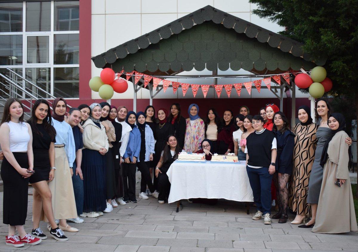GSB Afyonkarahisar Şuhut Yurdu'nda Mezuniyet Coşkusu