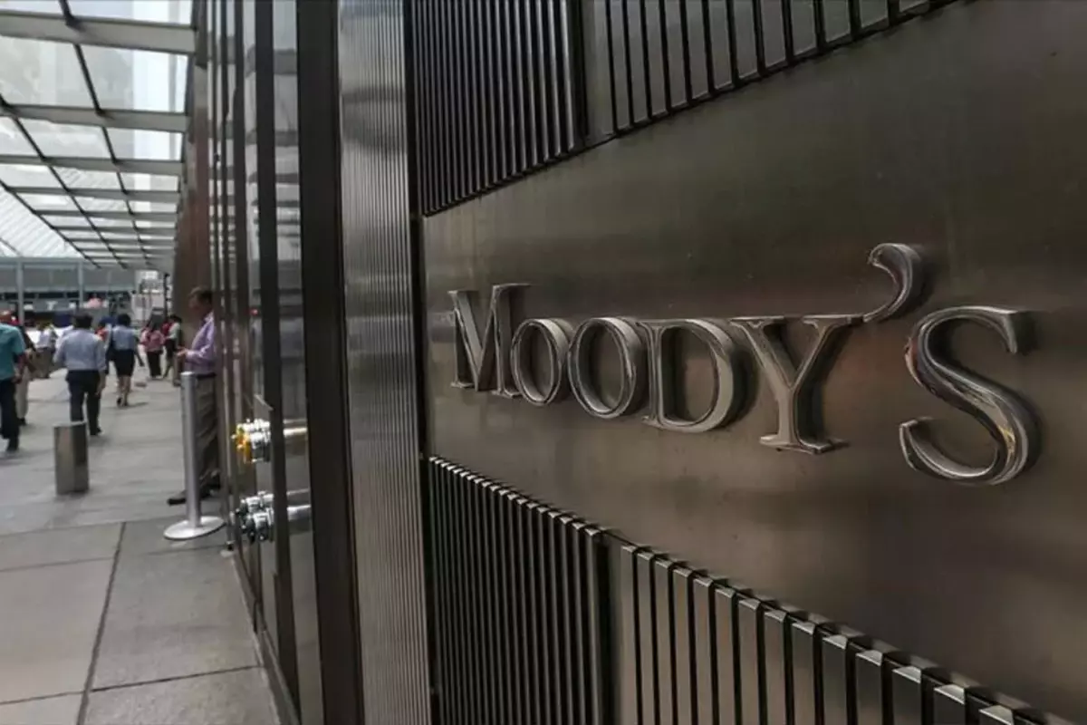 Moody's ABD'nin Kredi Notunu Düşürdü