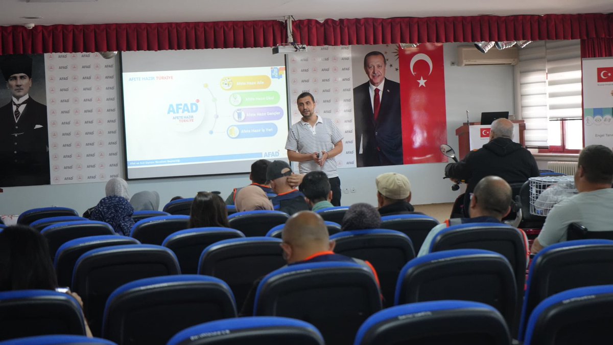 Afyonkarahisar'da Özel Gereksinimli Bireylere Afet Farkındalık Eğitimi Verildi