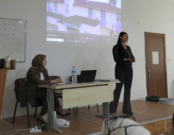 AFSÜ Mezunları Kariyer Deneyimlerini Paylaştı