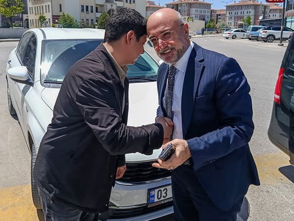 AK Parti Afyonkarahisar İl Başkanı Şahin, Dörtyol Mahalle Muhtarını Ziyaret Etti