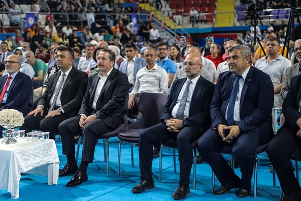 AK Parti Afyonkarahisar İl Başkanlığı Eğitim Bir Sen 8. Kitap Okuma Yarışması'na Katıldı