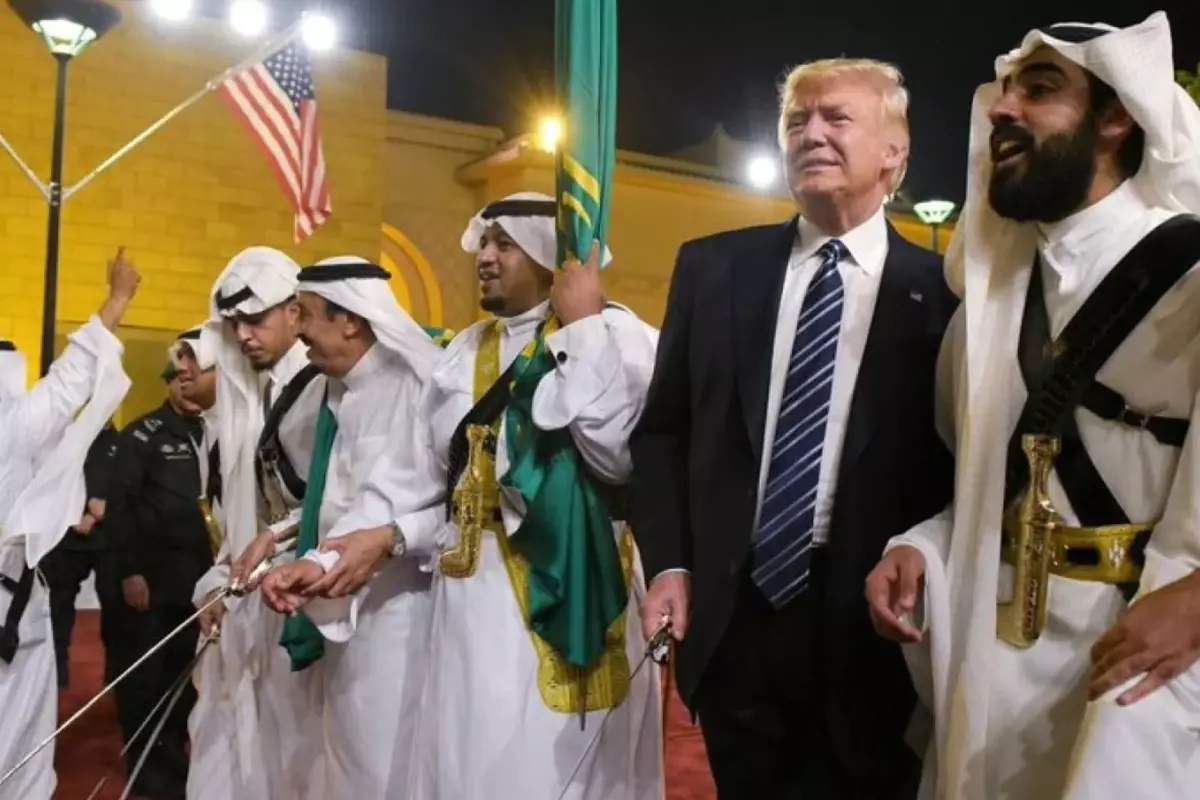 Trump Orta Doğu'dan Rekor Anlaşmalarla Dönüyor: 3 Trilyon Dolarlık Ekonomi Hamlesi