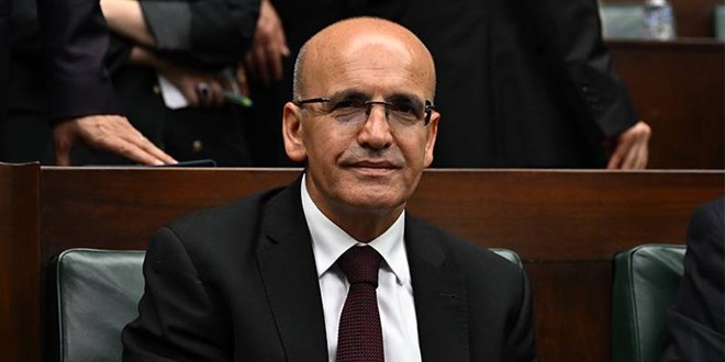 Bakan Şimşek, İngiltere'deki Şirket İddialarına Yanıt Verdi