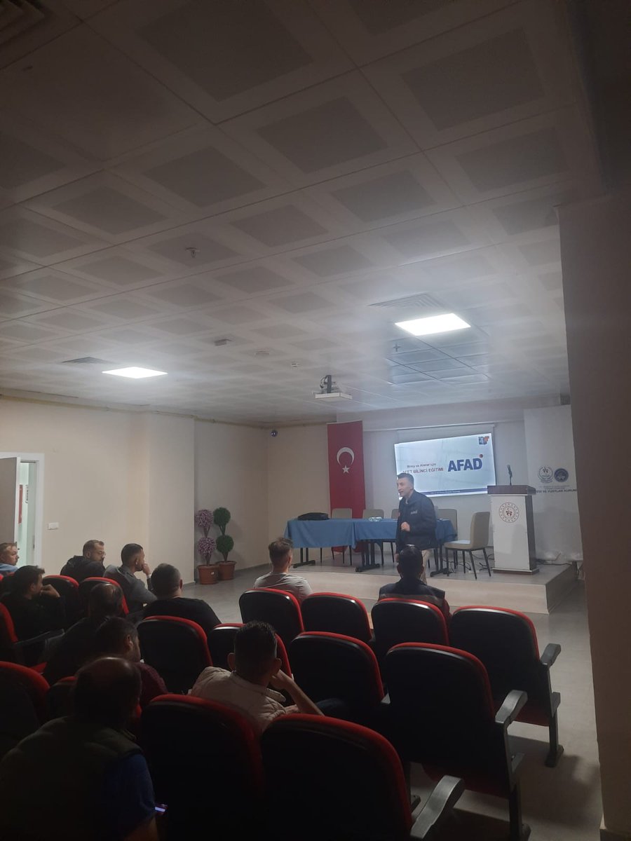 Afyonkarahisar'da Öğrenci Yurdunda Afet Bilinci Eğitimi