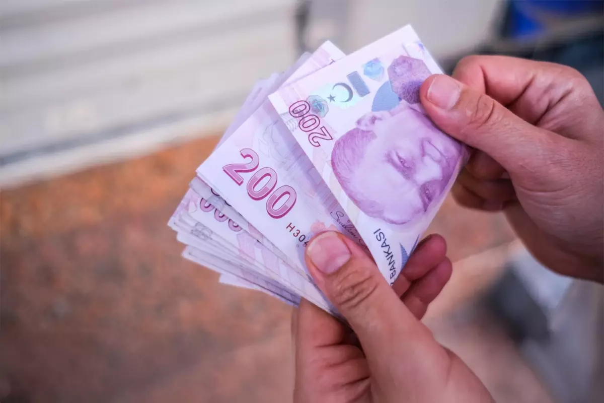 HSBC Türk Lirası İçin Alım Tavsiyesi Verdi