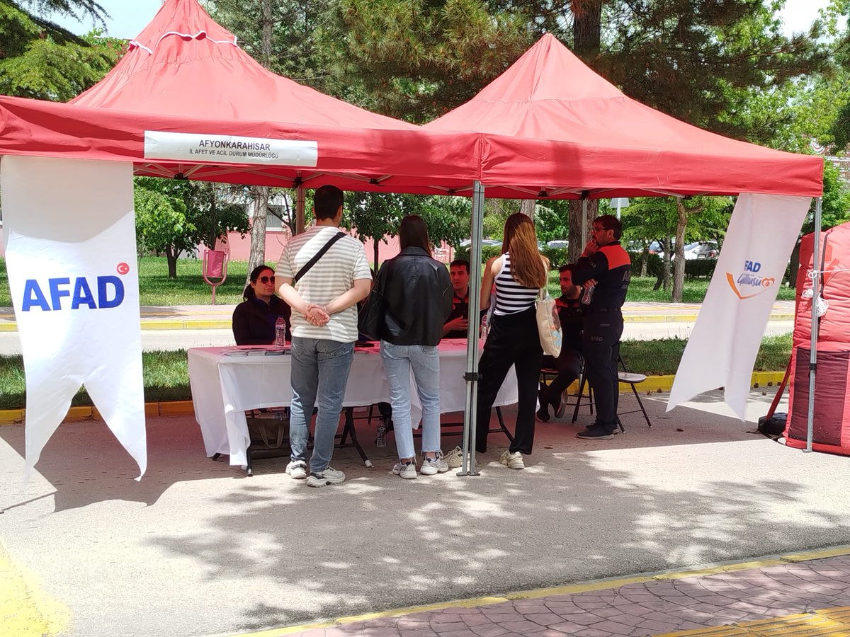 Afyonkarahisar'da AFSÜ Genç Fest'te Afet Bilincini Artıran Sergi Açıldı
