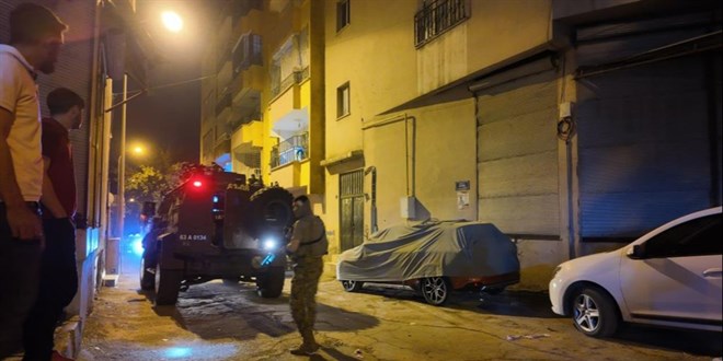 Şanlıurfada Polisle Çatışma: Zanlı Yaralı Yakalandı