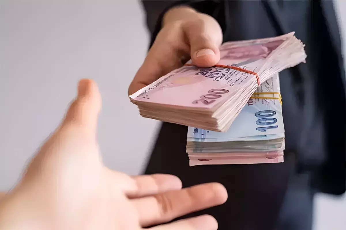 Memur ve Emekli Maaşlarına Yılın İkinci Yarısı İçin Zam Oranları Netleşiyor