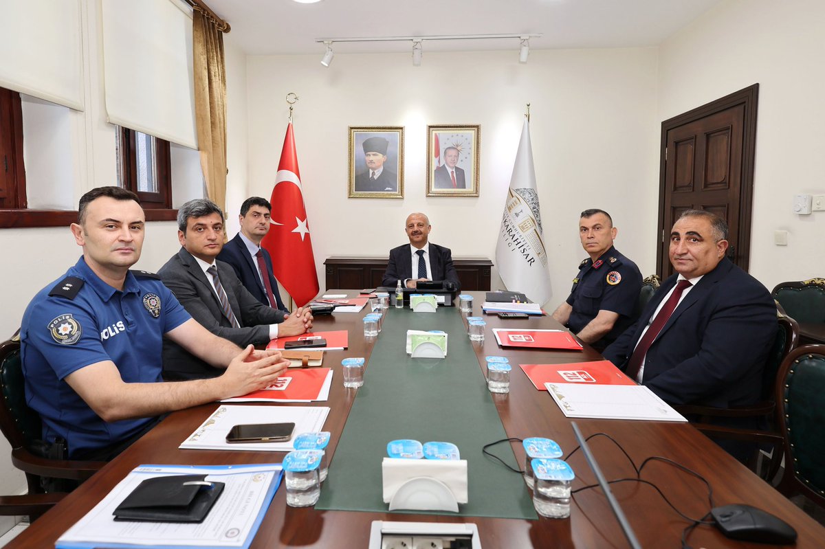 Afyonkarahisar'da Yenilenecek Muhtarlık Seçimleri İçin Koordinasyon Toplantısı Düzenlendi