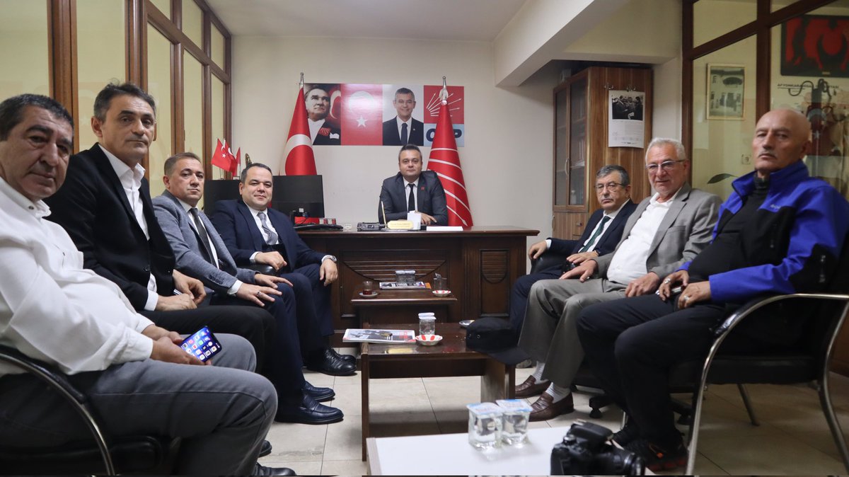 CHP Afyonkarahisar İl Başkanı Erhan, Gazetecilerle İstişare Toplantısı Düzenledi