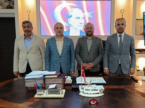 AK Parti Afyonkarahisar Heyeti Sultandağı Belediye Başkanı Aldırmaz'ı Ziyaret Etti