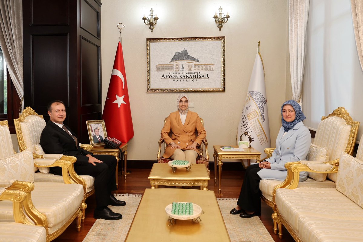 Afyonkarahisar Valisi Yiğitbaşı, Çölyak Derneği Başkanı Kocasoy'u Kabul Etti