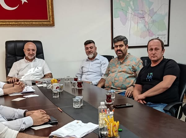 AK Parti Afyonkarahisar İl Başkanlığı Muhtarlarla İstişare Toplantısı Düzenledi
