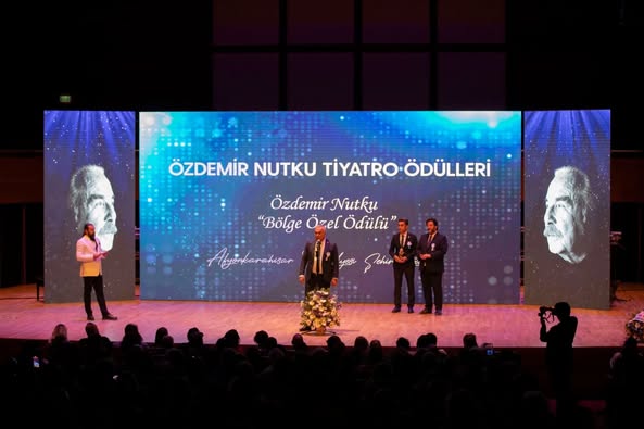 Afyonkarahisar Şehir Tiyatrosu’na Prestijli Özdemir Nutku Tiyatro Ödülü