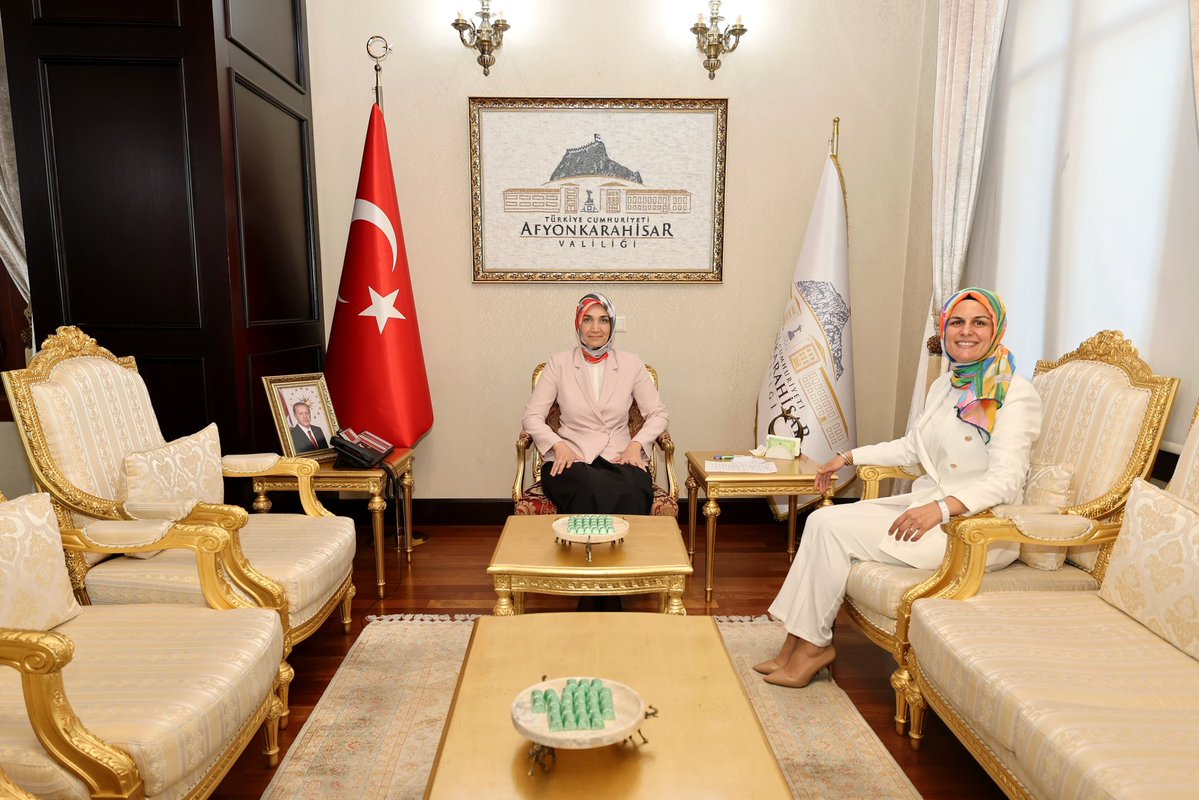 Afyonkarahisar Valisi Yiğitbaşı, Hakim Özer'i Kabul Etti