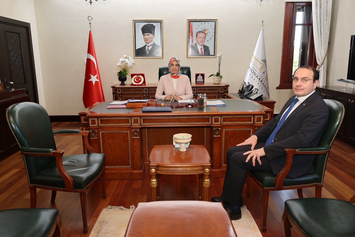 Afyonkarahisar Valisi Yiğitbaşı, Yeni Kaymakamı Türker'i Kabul Etti