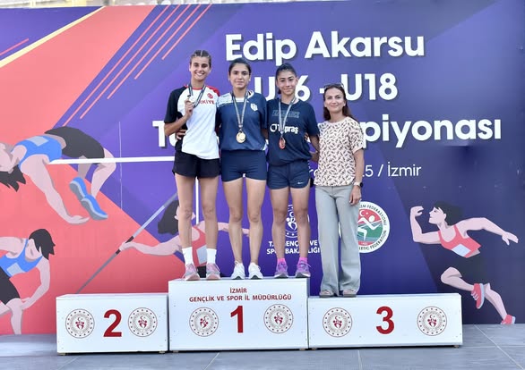 Afyonkarahisarlı Hamide Nur Tekdemir Türkiye Şampiyonu Oldu