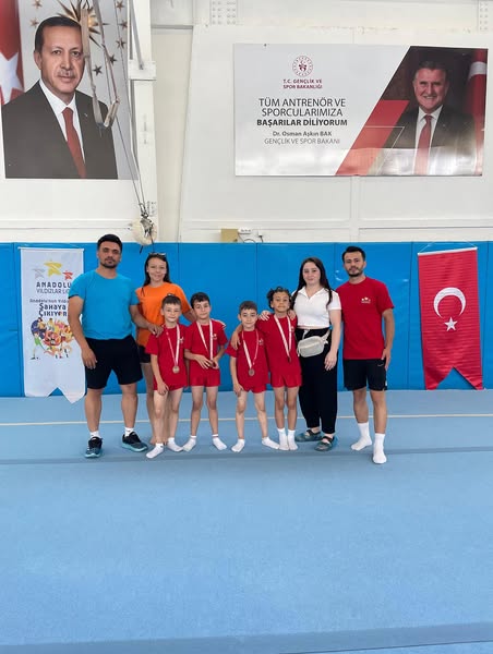 Afyonkarahisar Gençlik ve Spor İl Müdürlüğü Takımları ANALİG'de Başarı Elde Etti